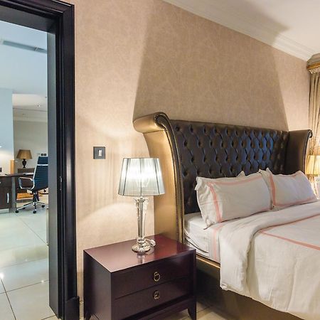 אבוג'ה L'Eola Suites מראה חיצוני תמונה