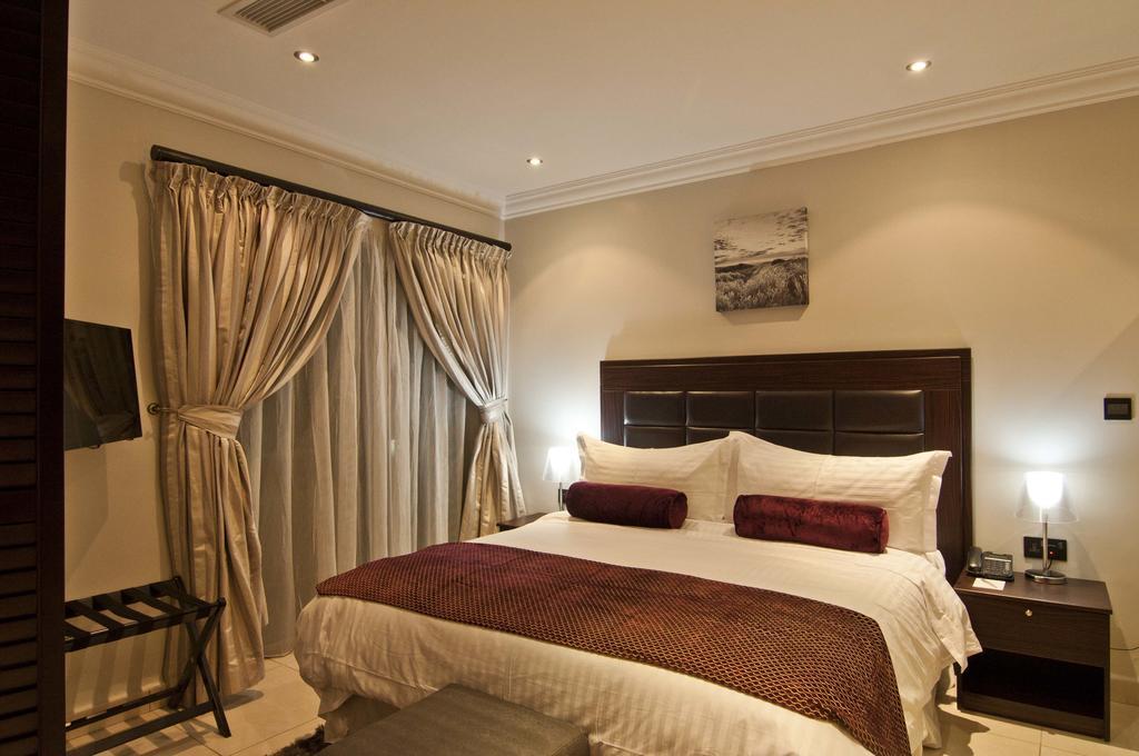אבוג'ה L'Eola Suites חדר תמונה