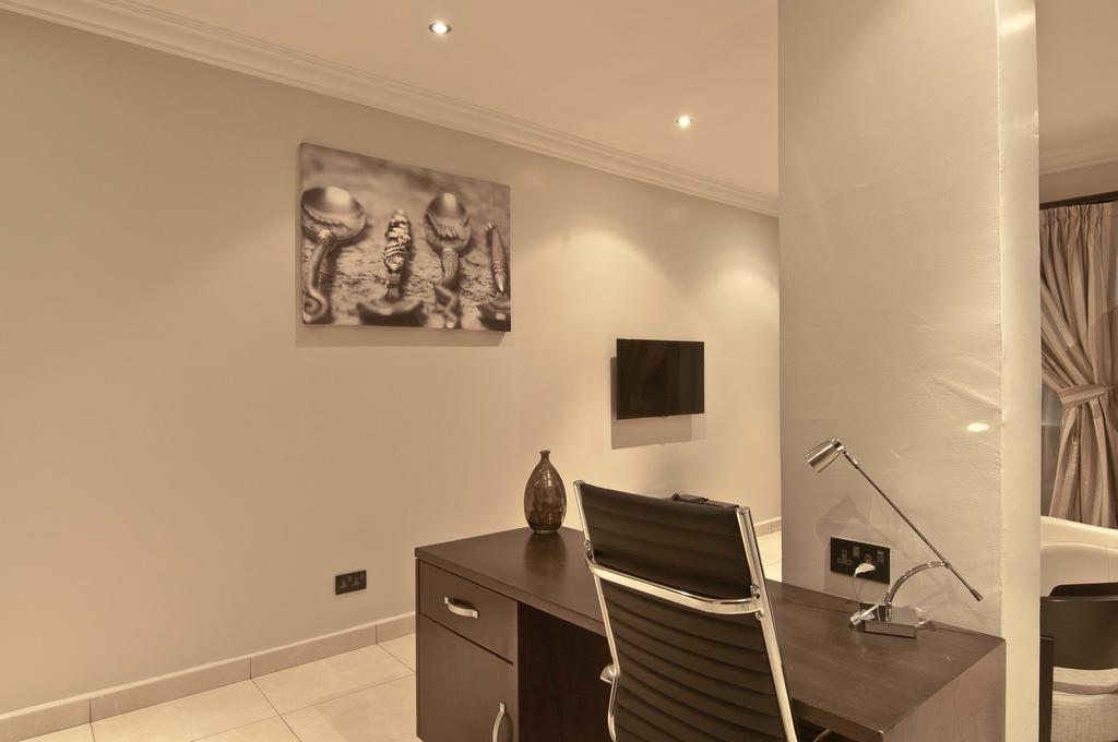 אבוג'ה L'Eola Suites חדר תמונה